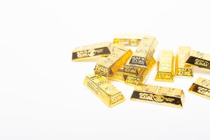 山積みの金塊