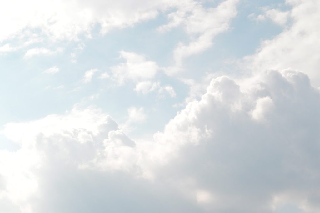白い雲